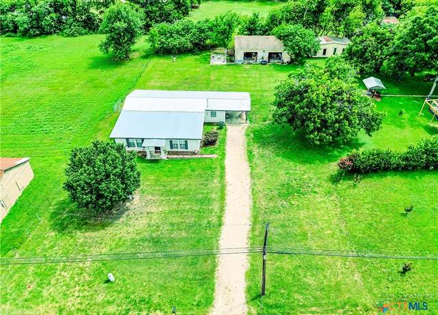 Property at 507 E 1st St, Cameron, TX 76520, 3 beds, 2 baths