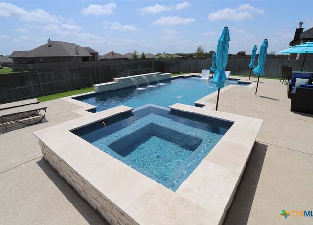 Property at 407 Oak Dr, Troy, TX 76579, 4 beds, 3.5 baths