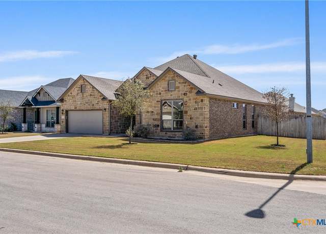 Property at 10235 Duchman Ln, Temple, TX 76502, 4 beds, 2 baths