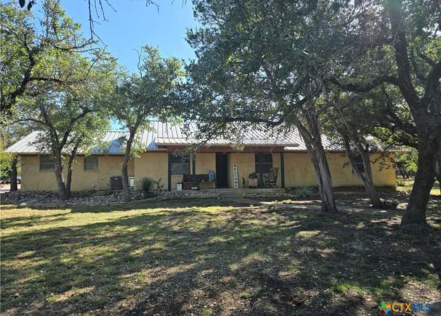 Property at 204 County Road 4018, Lampasas, TX 76550, 3 beds, 2.5 baths