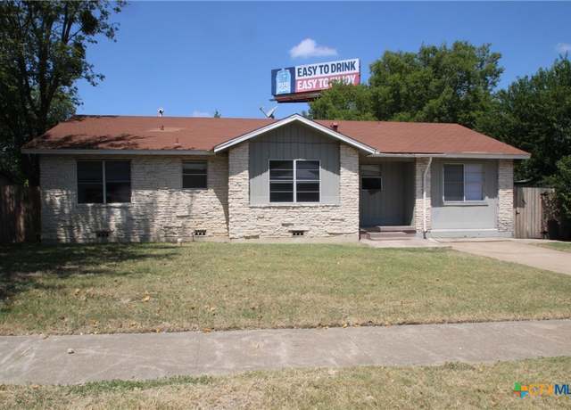Property at 1305 Santa Rosa Dr, Killeen, TX 76541, 4 beds, 2 baths