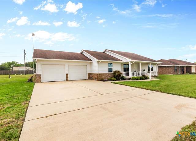 Property at 394 Navidad, Vanderbilt, TX 77991, 3 beds, 2 baths