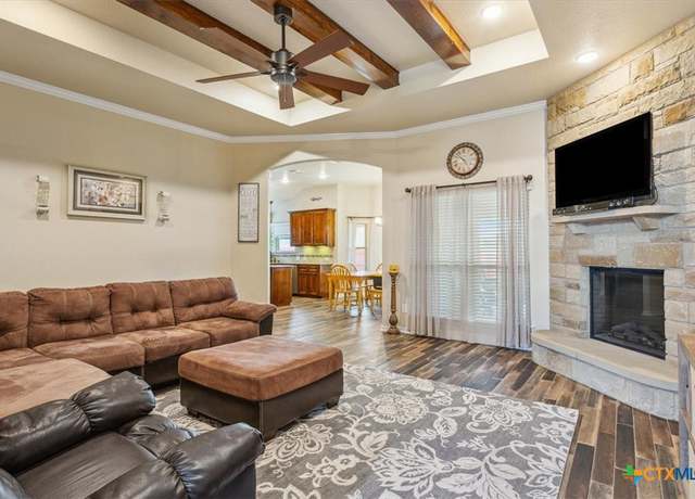 Property at 5907 Verde Dr, Killeen, TX 76549, 4 beds, 2.5 baths