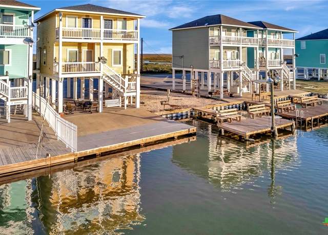 Property at 52 Fm 2031, Matagorda, TX 77457, 4 beds, 3 baths