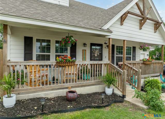 Property at 1300 Mill St, Gatesville, TX 76528, 3 beds, 2 baths