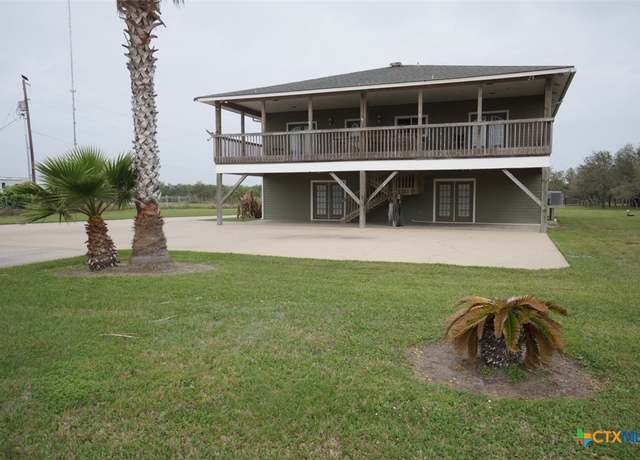 Property at 3100 W Harrison Ave, Port O'connor, TX 77982, 5 beds, 4.5 baths