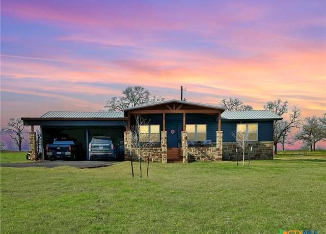 Property at 3282 E Highway 97, Gonzales, TX 78629, 4 beds, 2 baths