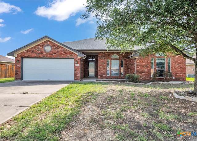 Property at 4804 Platinum Dr, Killeen, TX 76542, 4 beds, 2 baths