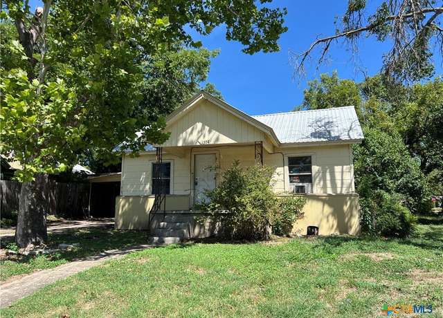 Property at 1304 Alexander St, Killeen, TX 76541, 4 beds, 2 baths