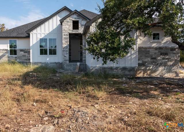 Property at 171 Grey Fox Cir, Spring Branch, TX 78070, 4 beds, 2.5 baths