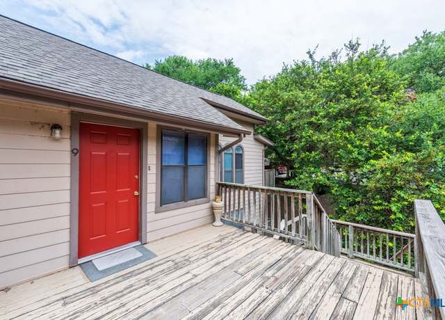 Property at 402 N Fredericksburg St #9, San Marcos, TX 78666, 2 beds, 1 bath