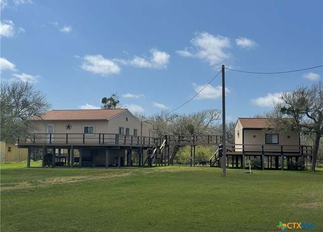 Property at 295 Guadalupe River Dr, Tivoli, TX 77990, 2 beds, 2.5 baths