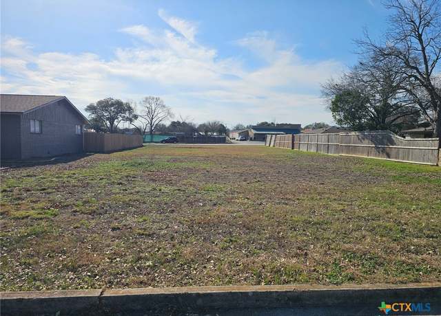 Property at 1330 Fieldcrest, New Braunfels, TX 78130