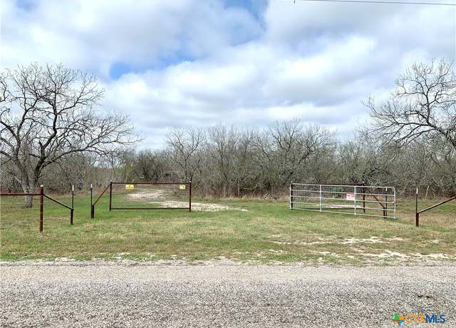 Property at 000 Pierce Rd, Goliad, TX 77963