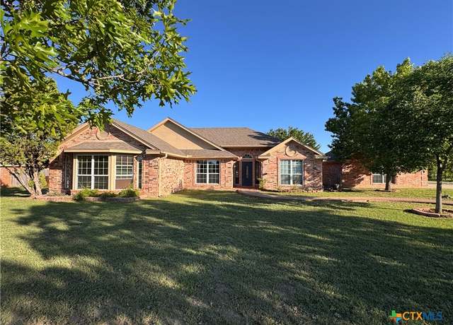 Property at 1408 Woodville Dr, Gatesville, TX 76528, 4 beds, 2 baths