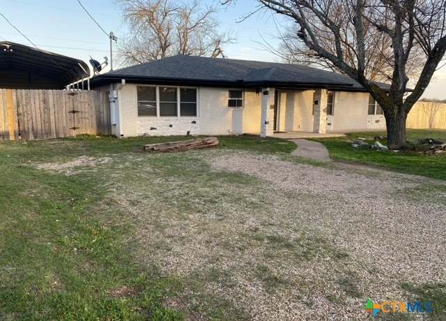 Property at 309 W Village Rd, Salado, TX 76571, 4 beds, 3 baths