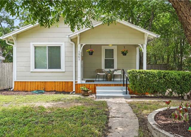 Property at 1261 W Mill St, New Braunfels, TX 78130, 3 beds, 2 baths