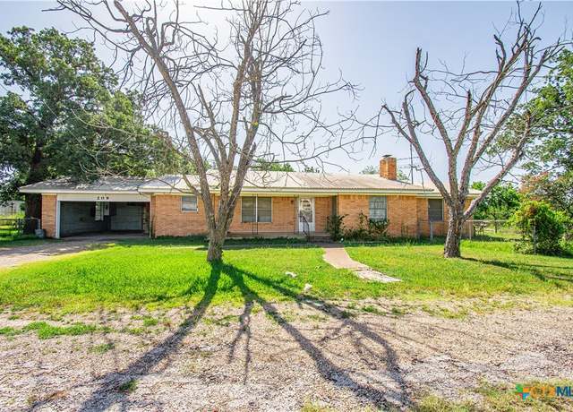 Property at 209 Handy Ave, Cameron, TX 76520, 3 beds, 2 baths