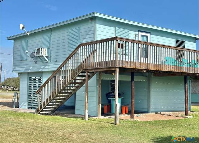 Property at 411 W Olive St, Port O'connor, TX 77982, 2 beds, 1 bath