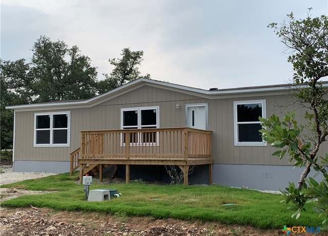 Property at 1071 Ramble Hls, Canyon Lake, TX 78133, 4 beds, 2 baths
