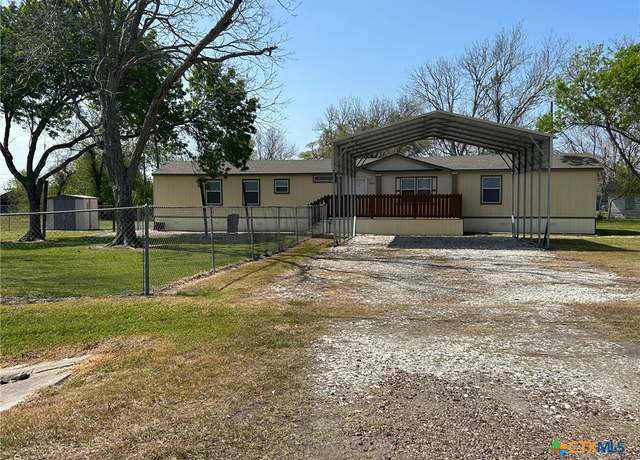 Property at 1085 State Highway 185, Seadrift, TX 77983, 3 beds, 2 baths