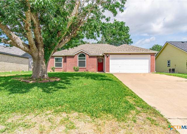 Property at 1418 Cedar Ln, Temple, TX 76502, 3 beds, 2 baths