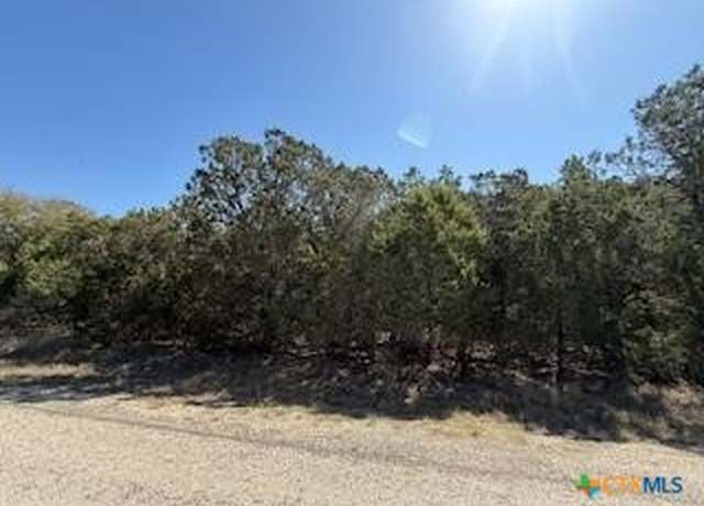 Property at 1050 Happy Hollow Dr, New Braunfels, TX 78132
