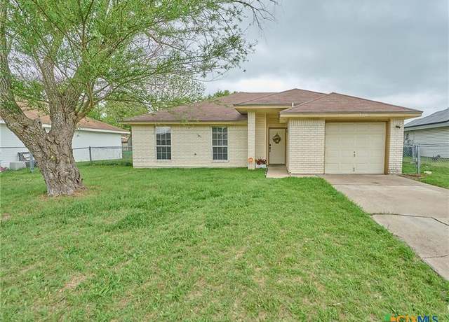 Property at 2411 Caprice Dr, Killeen, TX 76543, 3 beds, 1.5 baths