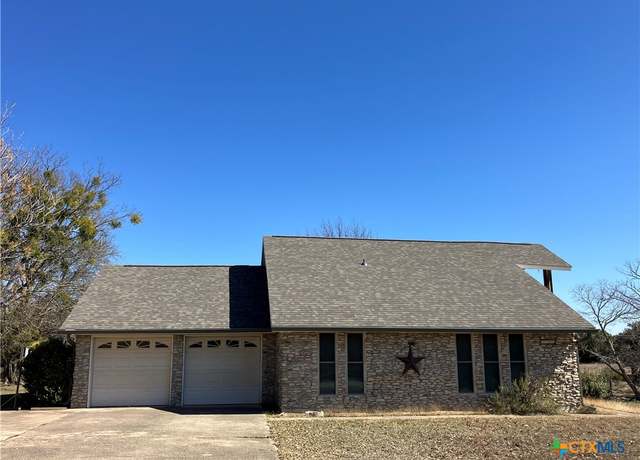 Property at 3705 Oakridge Blvd, Harker Heights, TX 76548, 3 beds, 2 baths