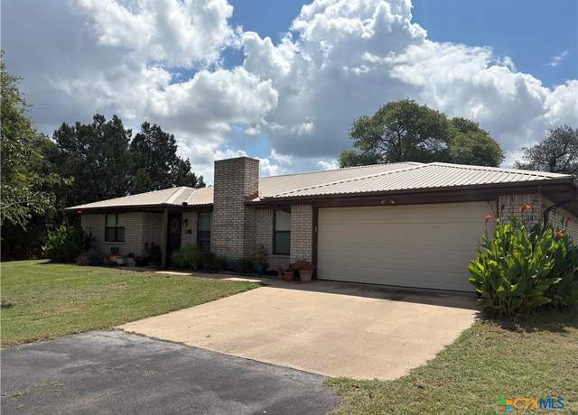 Property at 639 County Road 3081, Lampasas, TX 76550, 4 beds, 2 baths