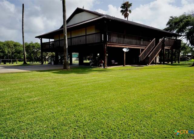 Property at 1401 Main St, Port O'connor, TX 77982, 4 beds, 3 baths