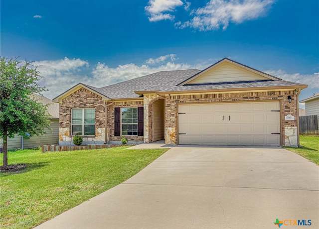 Property at 2321 Vicksburg Ln, Temple, TX 76504, 3 beds, 2 baths