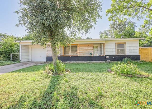 Property at 1905 S 53rd St, Temple, TX 76504, 4 beds, 1.5 baths