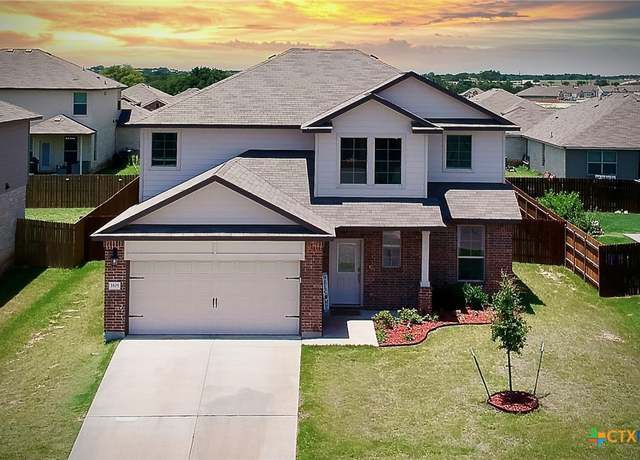 Property at 3105 Autry Rd, Lorena, TX 76655, 5 beds, 2.5 baths