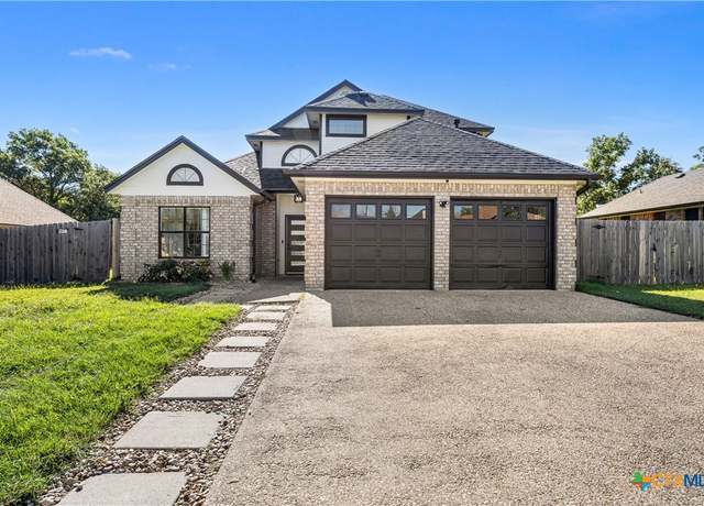 Property at 407 Silver Creek Dr, Harker Heights, TX 76548, 4 beds, 2.5 baths