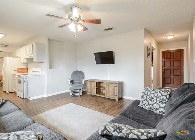 Property at 1614 Connie Ave, Copperas Cove, TX 76522, 3 beds, 2 baths