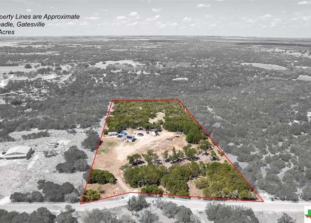 Photo of 445 Beadle Rd, Gatesville, TX 76528