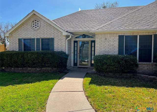 Property at 2101 Rawhide Trl, Temple, TX 76502, 3 beds, 2 baths