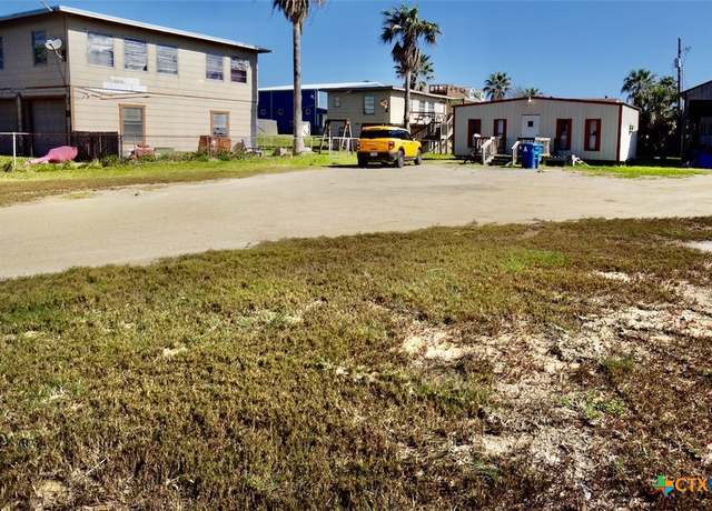 Property at 415 S 15th St, Port O'connor, TX 77982, 2 beds, 1 bath
