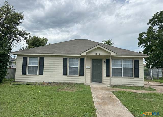 Property at 1718 S 15th St, Temple, TX 76504, 3 beds, 2 baths