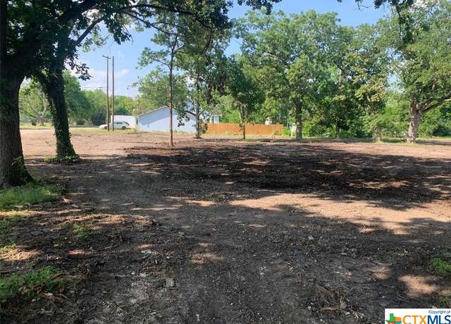 Property at 542 W Pietzsch, Bartlett, TX 76534