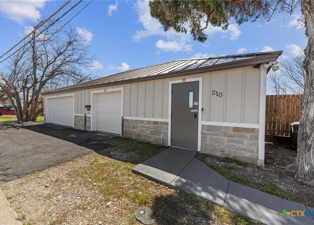 Property at 210 W Dunn Ave, Killeen, TX 76541, 5 beds, 1.5 baths