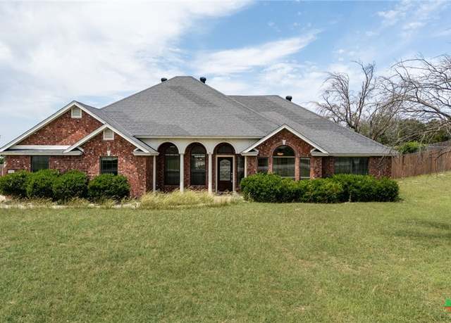 Property at 2301 Big Divide Rd, Copperas Cove, TX 76522, 4 beds, 2.5 baths