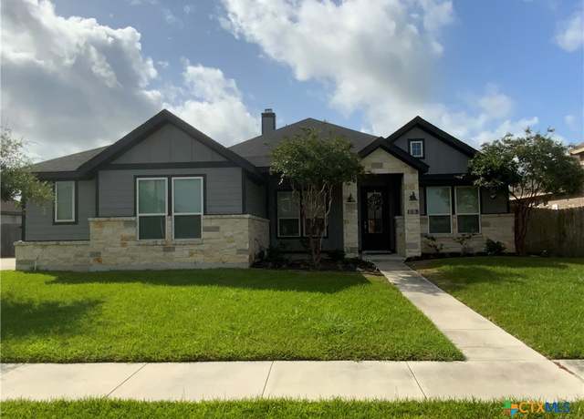 Property at 113 Terra Vista Ranch Rd, Victoria, TX 77904, 4 beds, 3.5 baths