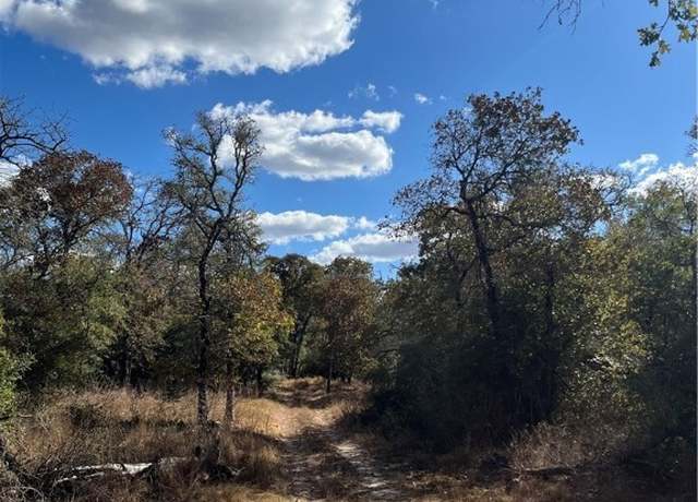 Property at 515 Resort Ln, Seguin, TX 78155