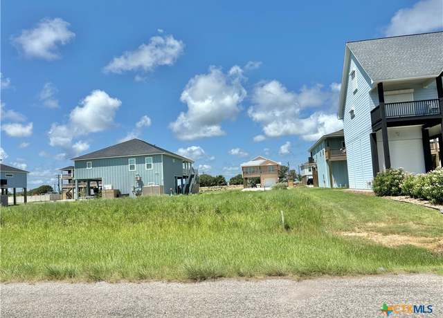 Property at 58 Kingfisher St, Port O'connor, TX 77982