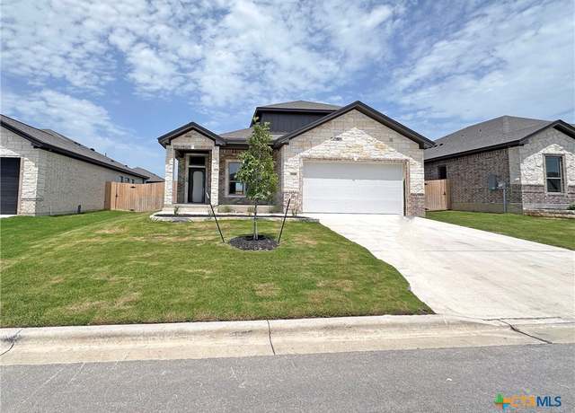 Property at 2026 Yarrow Rd, Temple, TX 76502, 4 beds, 3 baths