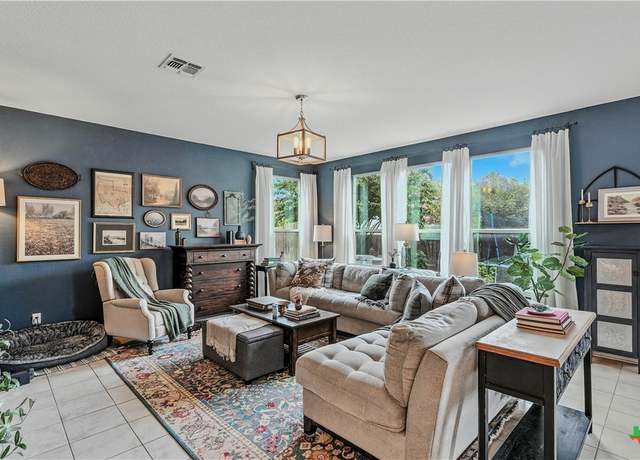 Property at 2054 Shire Mdws, New Braunfels, TX 78130, 3 beds, 2.5 baths