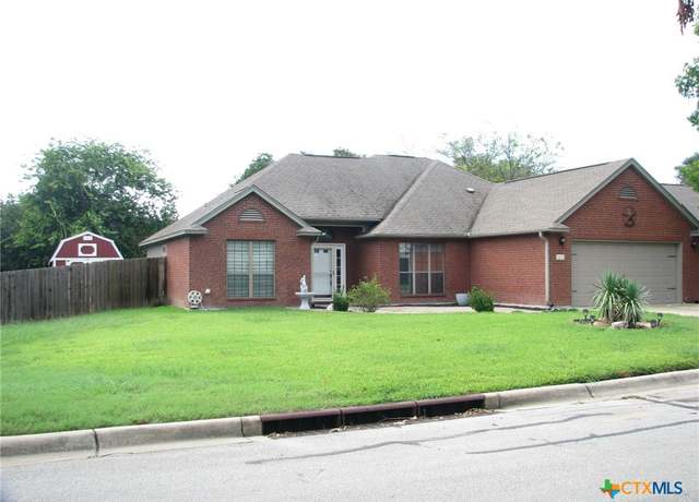 Property at 4501 Oxford Dr, Temple, TX 76502, 3 beds, 2 baths