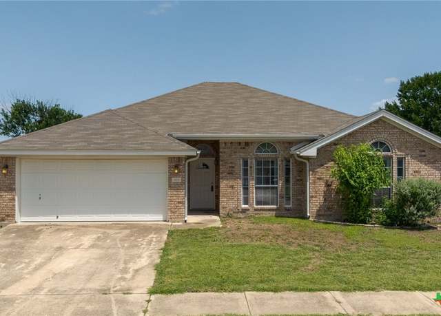 Property at 3102 Wisteria Ln, Killeen, TX 76549, 4 beds, 2 baths